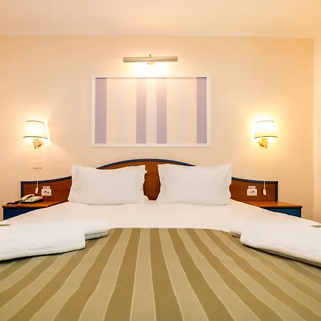 Bavaria Blu And Conference Centre 4*