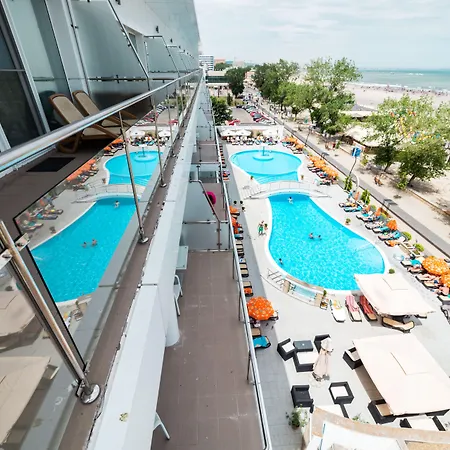 Bavaria Blu And Conference Centre Hotel