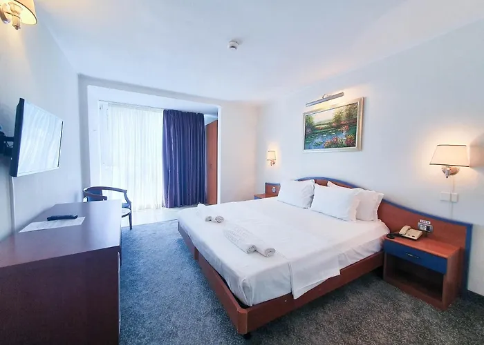 Hotel Bavaria Blu And Conference Centre 4*