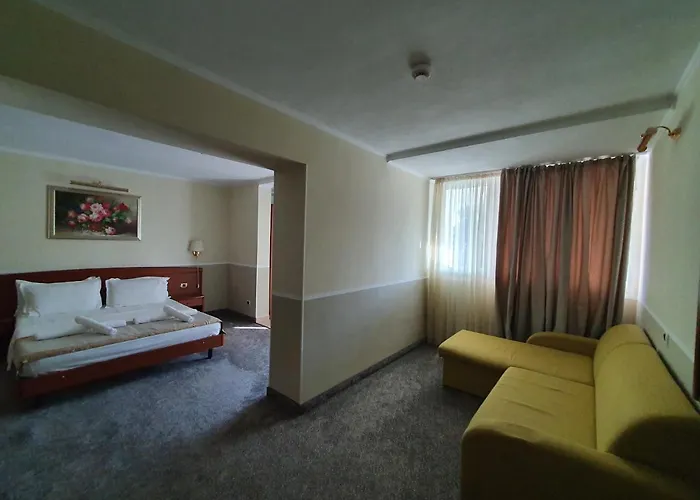 Hotel Bavaria Blu And Conference Centre 4*