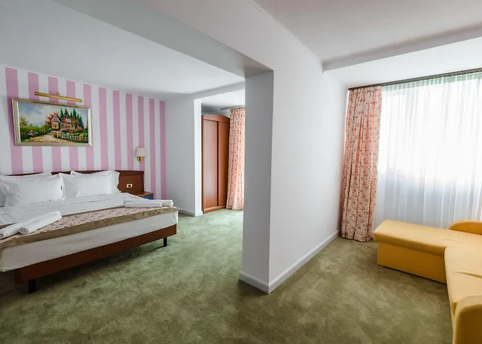 Bavaria Blu And Conference Centre Hotel 4*