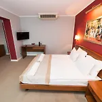Hotel Bavaria Blu And Conference Centre 4*