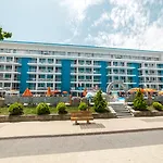 Bavaria Blu And Conference Centre 호텔