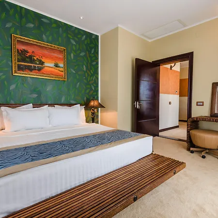 Bavaria Blu Hotel&conference Centre 4*