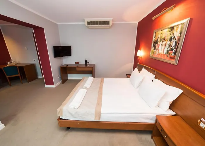 Hotel Bavaria Blu And Conference Centre 4*