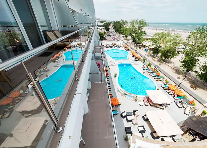 Bavaria Blu And Conference Centre Hotel